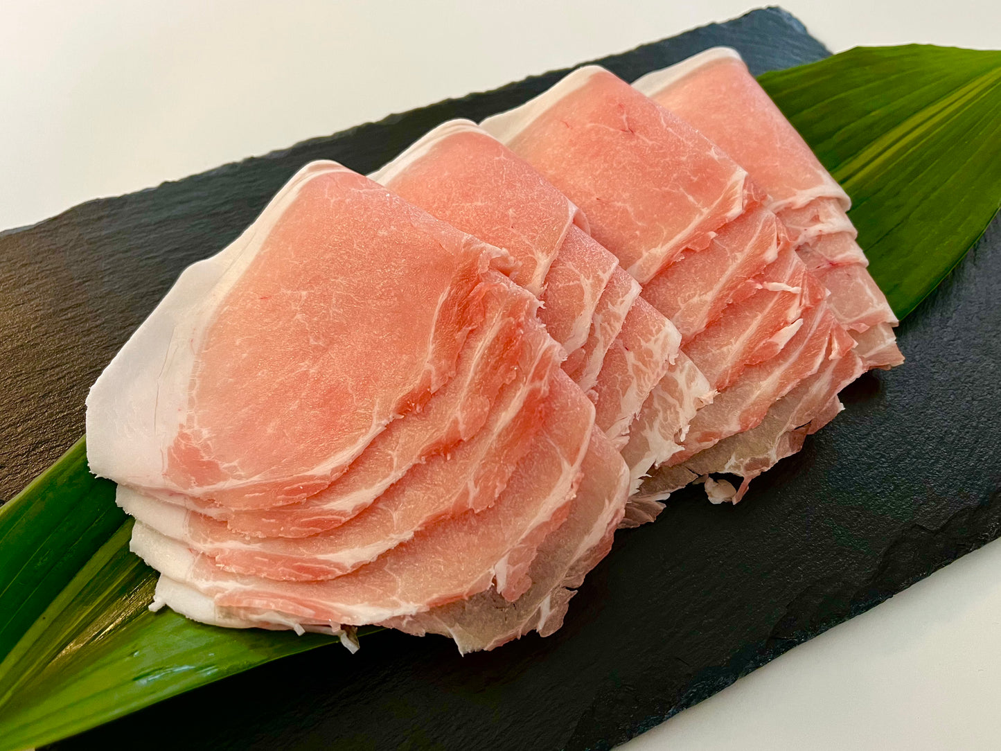 茶美豚・ローススライス・しゃぶしゃぶ/鍋用(500g)